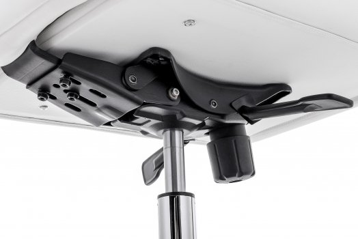 Компьютерное кресло Trivia белое