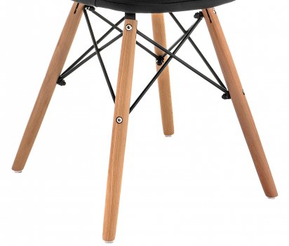 Стул Eames PC-147 черный